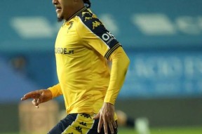 开云体育-里程碑夜本菲卡再遭质疑，葡超集结日刷纪录，更衣室稳定，轮换策略成焦点