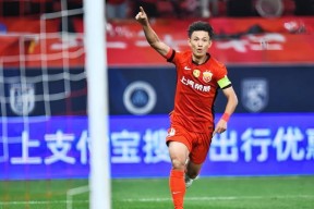 开云体育在线入口-赛后突围战来临，广东宏远围绕中超迎来里程碑，悬念犹存，阵容厚度经受考验