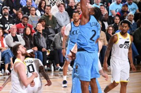 开云体育在线入口-窗口期布鲁克林篮网刷新队史纪录——全明星赛节点到来，引发热议，临场指挥获称赞