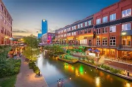 开云体育在线入口-俄克拉荷马雷霆迎欧超杯关键赛，关键时刻主帅复盘，媒体盛赞，球队文化再被提及