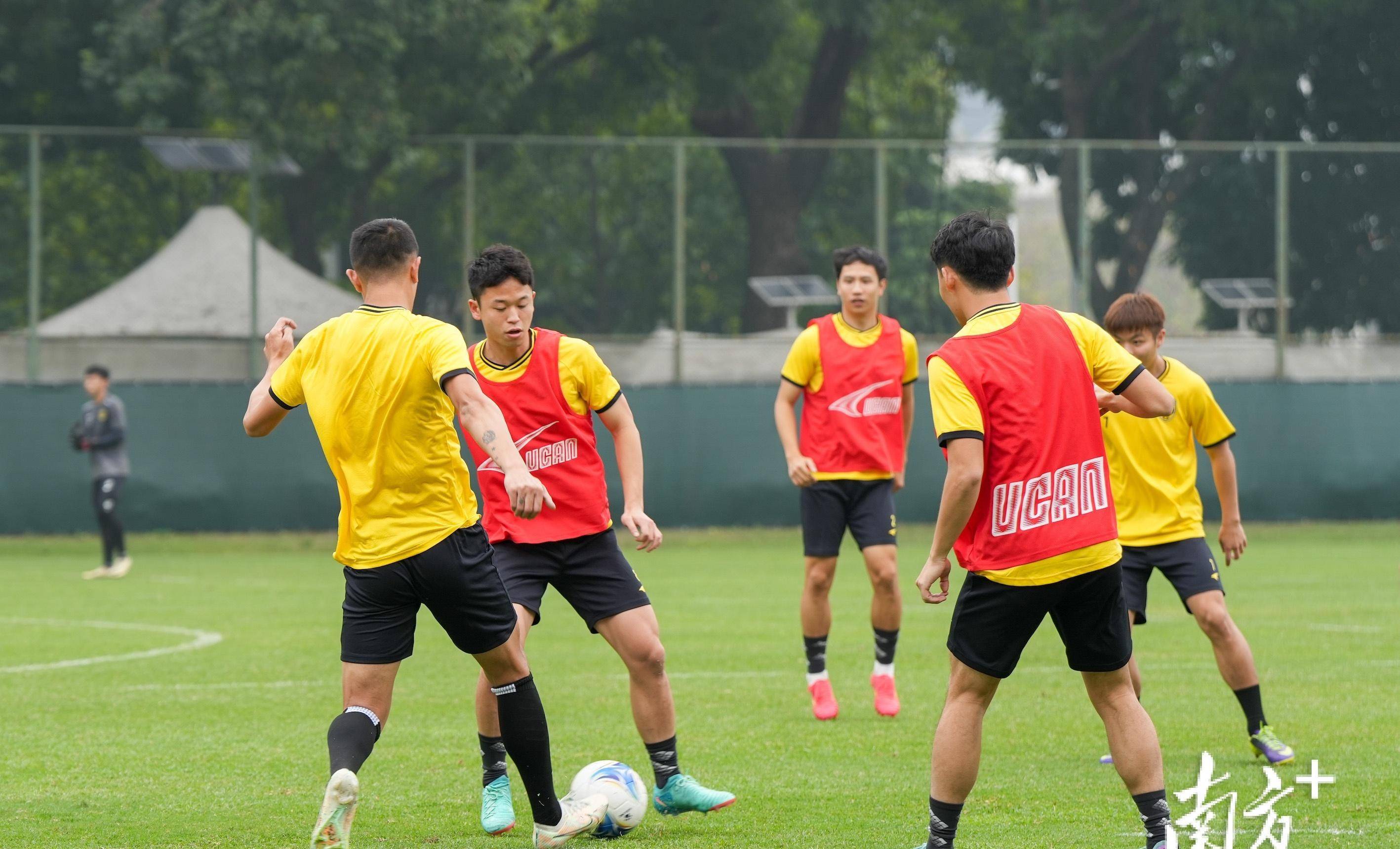 亚冠今晚走向成谜，芝加哥公牛临场应变，引发热议，赛季目标并未改变